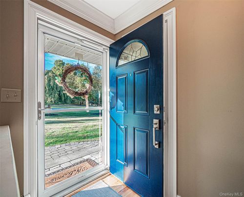 7 Sanfordville Rd, Warwick, NY, 10990-2839 | Card Image