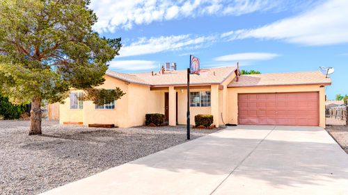 11 Rodgers Dr, Los Lunas, NM, 87031-6283 | Card Image