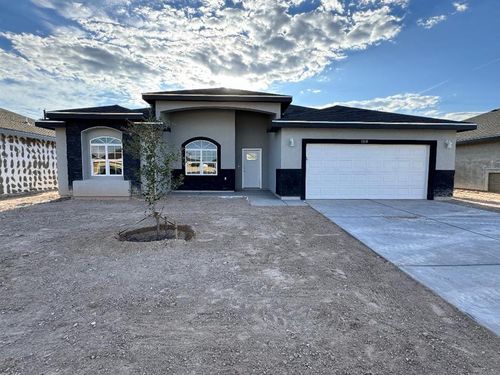 2101 S Iowa St, Pecos, TX, 79772-6746 | Card Image