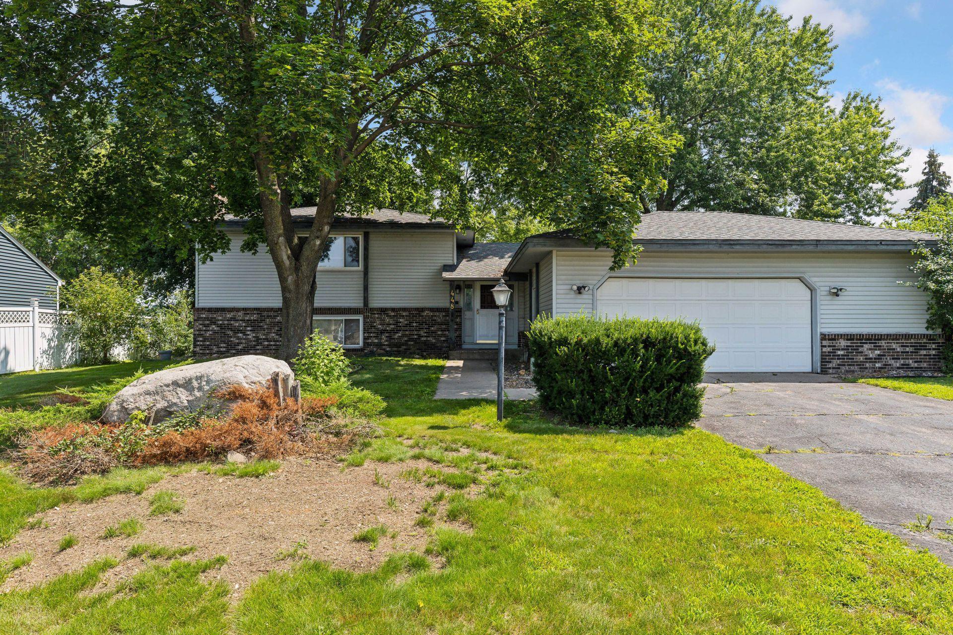 Oday St, Saint Paul, MN 55119