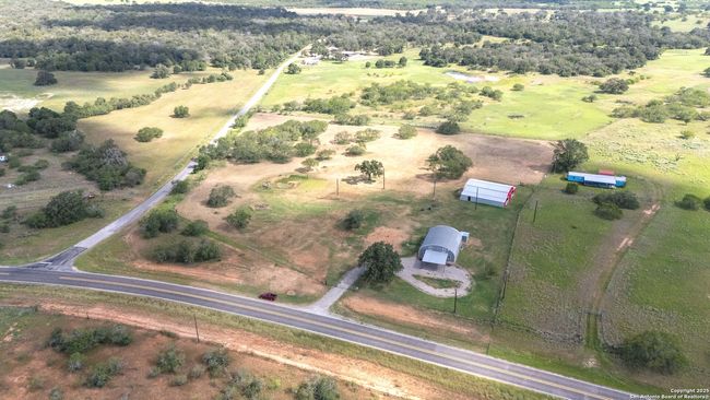 3041 Fm 3335, House other with 5 bedrooms, 3 bathrooms and null parking in Stockdale TX | Image 40
