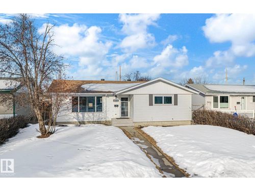 5504 94a Ave Nw, Edmonton, AB, T6B0Y5 | Card Image