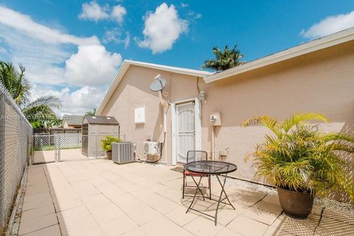 13743 Sw 282nd Ter, Homestead, FL, 33033-5724 | Card Image