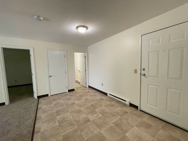 APT-34 - 11 Railroad Ave, Condo with 2 bedrooms, 1 bathrooms and null parking in Derry NH | Image 11