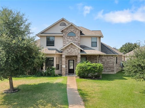 3912 Devrne Dr, College Station, TX, 77845-4058 | Card Image