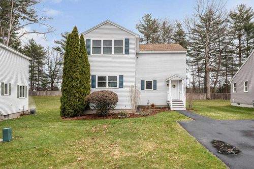 8 Fitzpatrick Cir, Nashua, NH, 03063-3458 | Card Image