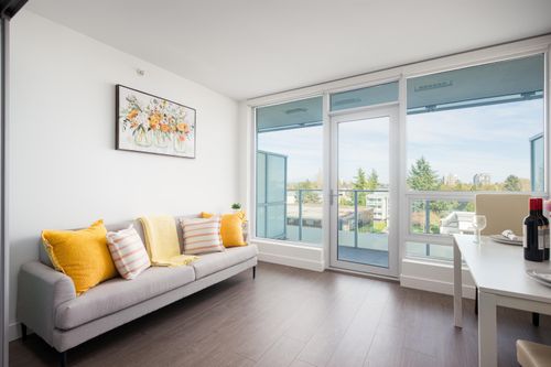 625-8133 Cook Rd, Richmond, BC, V6Y0L7 | Card Image