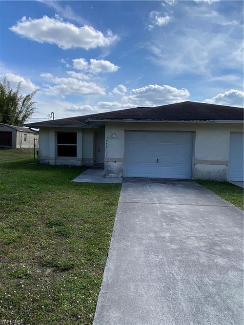3759 Kemper St, FORT MYERS, FL, 33905-7719 | Card Image