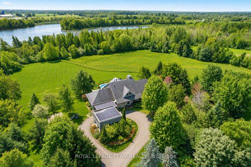 4636 Donnelly Dr, Ottawa, ON, K0G1N0 | Card Image