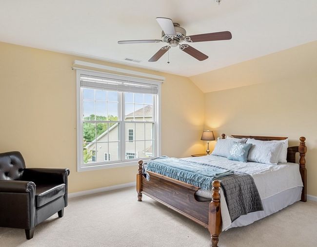 82 - 82 Buttercup Ln, Condo with 2 bedrooms, 3 bathrooms and 2 parking in South Grafton MA | Image 24