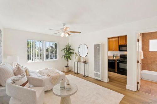 unit-5-4654 33rd St, San Diego, CA, 92116-3320 | Card Image