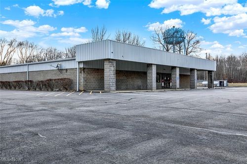 1428 Grandview Rd, Lake Milton, OH, 44429-9724 | Card Image
