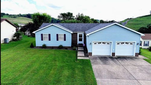 34 Kessla Way, Shinnston, WV, 26431-9601 | Card Image