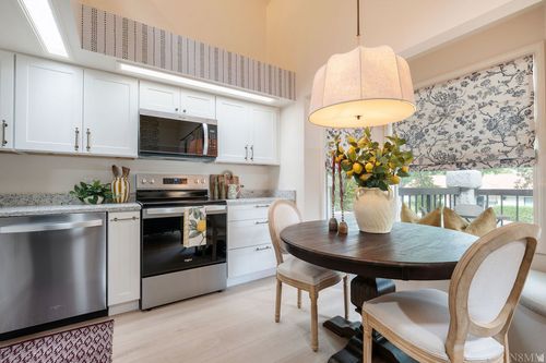 j206-275 Valley View Dr, St George, UT, 84770-5887 | Card Image
