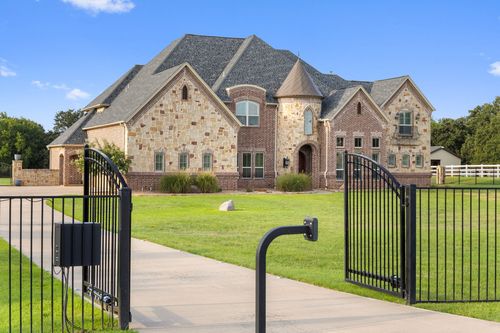 1311 Appaloosa Cir, Bartonville, TX, 76226-6391 | Card Image