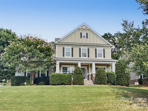 9403 Segundo Ln, Charlotte, NC, 28278-9011 | Card Image