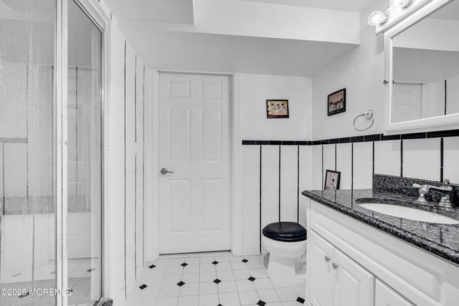 31 Woodview Dr, House other with 5 bedrooms, 4 bathrooms and null parking in Howell NJ | Image 24