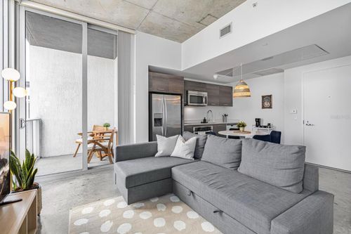 apt-2804-151 Se 1st St, Miami, FL, 33131-1455 | Card Image