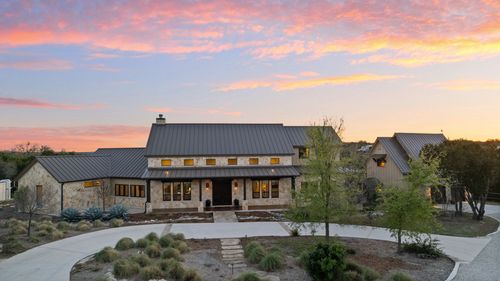 6058 Mustang Valley Trl, Wimberley, TX, 78676-4501 | Card Image