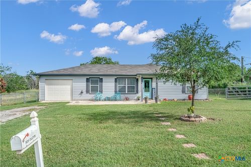 505 Olive St, Jourdanton, TX, 78026-4019 | Card Image