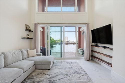 apt-109-2743 1st St, FORT MYERS, FL, 33916-1832 | Card Image