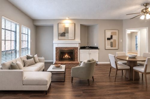 1013-3101 Townbluff Dr, Plano, TX, 75075-9137 | Card Image