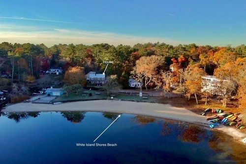 4 Park Cir, East Wareham, MA, 02538-1143 | Card Image