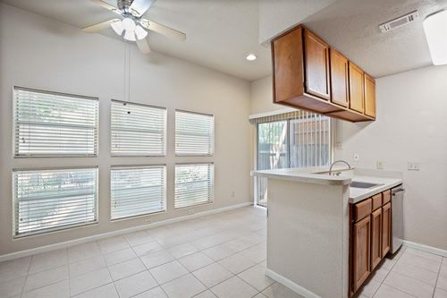 apt-101-2311 Nueces St, Austin, TX, 78705-5228 | Card Image