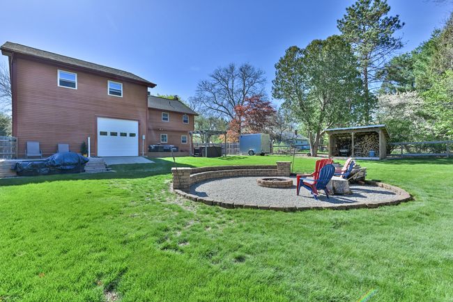 35 Walker Rd, House other with 3 bedrooms, 2 bathrooms and 4 parking in Quinebaug CT | Image 7
