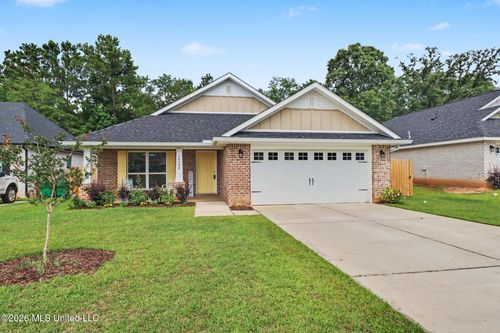 14044 Old Mossy Trl, Gulfport, MS, 39503-5018 | Card Image