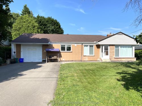 59 Elizabeth Cres S, Whitby, ON, L1N3R8 | Card Image