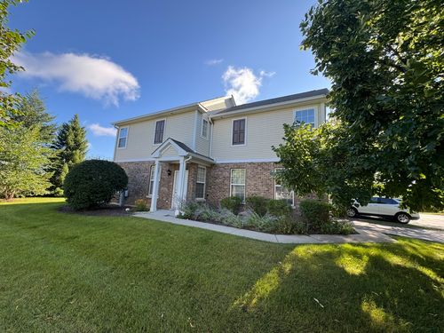 0-1401 Millbrook Dr, Algonquin, IL, 60102-2521 | Card Image