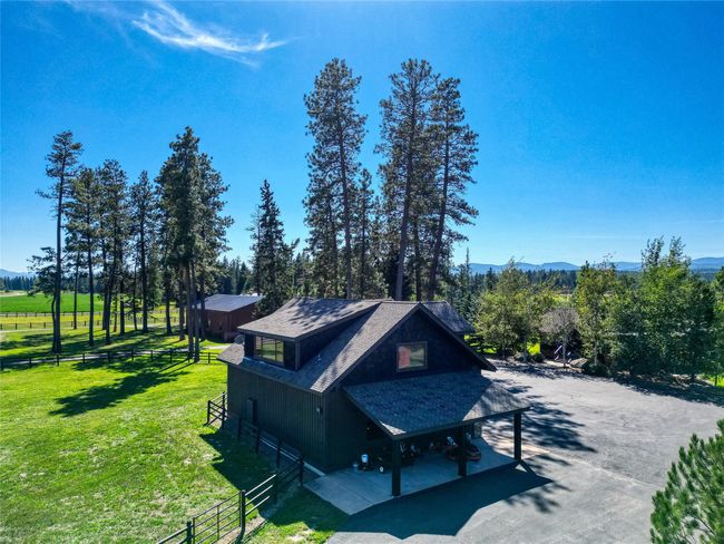 3 car garage with Caretaker / Guest Apartment, photo from Northeast | Image 64