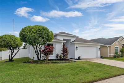 239 Bronze Leaf Court, House other with 4 bedrooms, 2 bathrooms and null parking in Apopka FL | Image 2