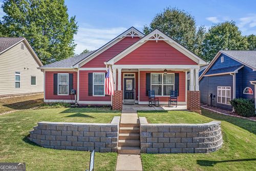 100 Majestic Dr, Newnan, GA, 30265-6083 | Card Image