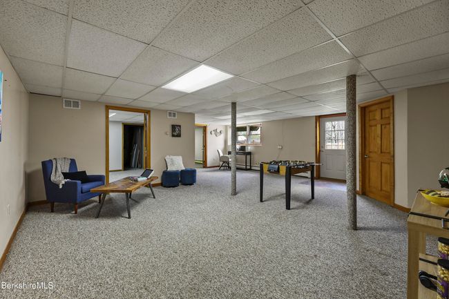 Finished basement with walk out | Image 38