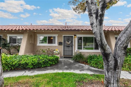 461 Via De Leon, Placentia, CA, 92870-3227 | Card Image