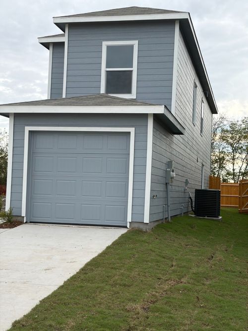 703 Sandhill Crane Ln, Princeton, TX, 75407-4242 | Card Image