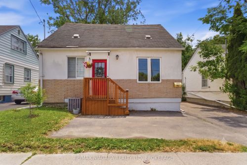 412 Welland Ave, Saint Catharines, ON, L2M5T8 | Card Image