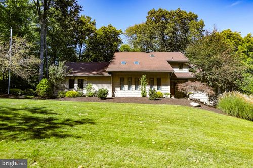 30 Robin Lea Ln, FLEETWOOD, PA, 19522-8880 | Card Image