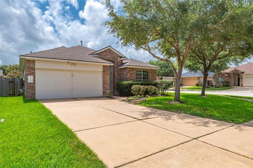 6704 Hidden Colony Ln, Dickinson, TX, 77539-4471 | Card Image