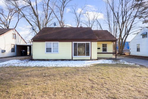 10731 Albany St, Oak Park, MI, 48237-3910 | Card Image