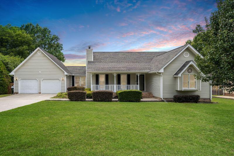 Sarah Lynn Ln, Fort Oglethorpe, GA 30742