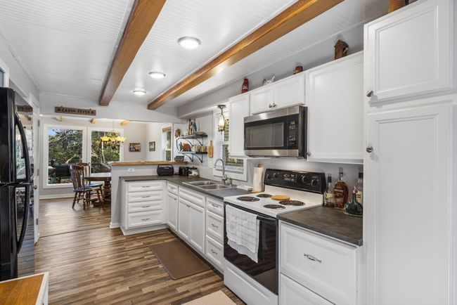 Table Rock Lakefront Home Boat Slip | Image 14