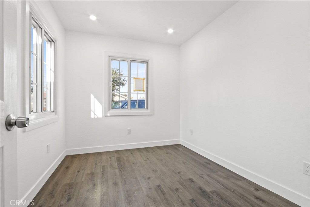 Residential Lease in Inglewood 5