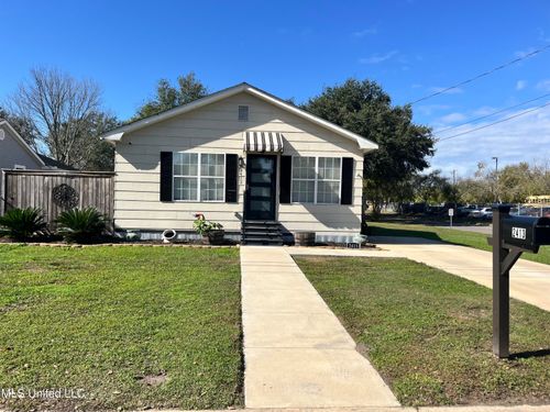 2413 8th Street, Pascagoula, MS, 39567 | Card Image