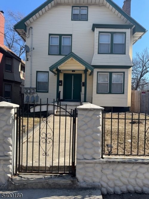 284 Seymour Ave, Newark, NJ, 07112-1634 | Card Image