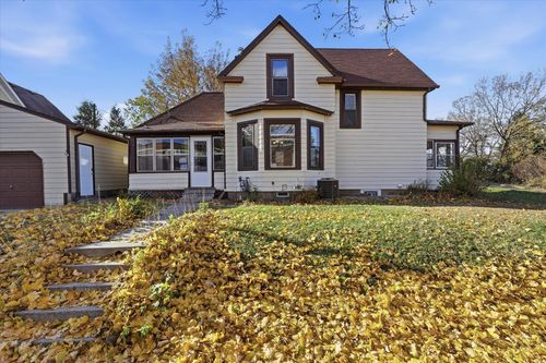 4 Elizabeth St W, Saint Paul, MN, 55107-2802 | Card Image