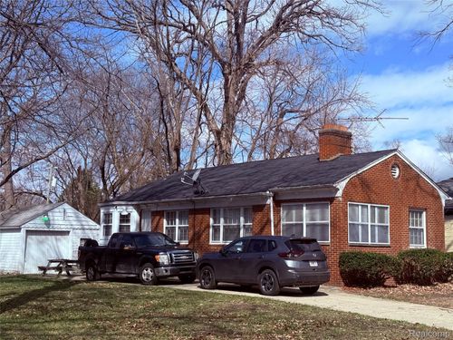 18485 Salem St, Detroit, MI, 48219-3010 | Card Image