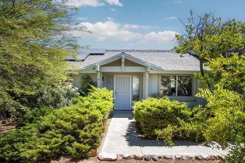 5073 Wallaby St, Yucca Valley, CA, 92284-7755 | Card Image